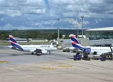 ونزوئلا مجوز شرکت‌های هواپیمایی را که پس از هشدار آمریکا عملیات خود را متوقف کردند، لغو کرد