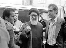 چرا آیت‌الله طالقانی سیگار می‌کشید؟
