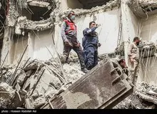 تعداد جانباختگان به ۱۸ نفر رسید / هلال احمر: با ایجاد ۶ منفذ در تلاش برای رسیدن به زیرزمین هستیم
