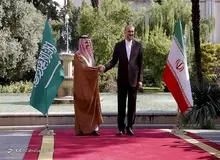 آیا تغییر سالن نشست خبری مشترک وزرای خارجه ایران و عربستان به‌خاطر عکس سردار سلیمانی بوده؟