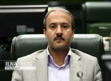 داریوش قنبری: تحریم‌ها دستپخت دولت «احمدی نژاد» بود/ دولت روحانی عملکرد خوبی داشت