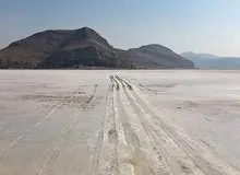 مرگ تدریجی دریاچه ارومیه؛ بخش شمالی فقط ۴ سانتی‌متر آب دارد