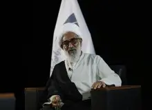 امام جمعه ورامین: اگر بقای مکتب به خون رهبر نیاز داشته باشد، ایشان ذره‌ای در فدا کردن جان خود تردید نخواهند کرد