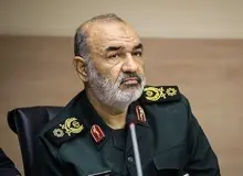 فرمانده سپاه:  دشمنان در فضای مجازی دارند عملیات انجام می دهند/ مشکلات اقتصادی  در همه کشورها وجود دارد و مختص به ایران نیست/ در خیابان‌های لوس آنجلس و لندن، شب‌خواب هایی را می‌بینیم که یک شب هم در تهران آن‌ها را نخواهیم دید