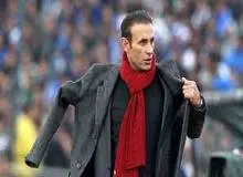 گل‌محمدی به دنبال خرید دروازه‌بان