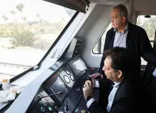 پزشکیان: دولت با تمام توان حامی توسعه راه‌آهن حومه تهران است/ رسانه‌ها مستمر پیگیری کنند