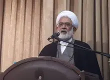 این چه نماینده‌ای است که با تلویزیون دشمن مصاحبه کرده بعد تکذیب می‌کند