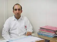 «پیام طبرسی» از دکتر ملک زاده دفاع کرد//دو قطبی در وزارت بهداشت به بیمارستان مسیح دانشوری رسید!/ عکس