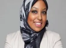 اولین گوینده محجبه اخبار در تلویزیون کانادا
