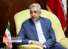 مردم باید بدانند وقتی صحبت از صرفه جویی می‌شود، منابع به کجا می‌رود/ توزیع ۱۰۰ هزار بسته نوشته افزار از سوی وزارت نیرو در مناطق محروم