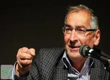 صادق زیبا کلام: ما سه روز به عالم و آدم دروغ گفتیم!