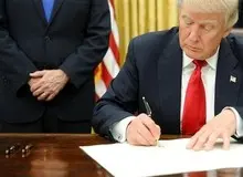 بلومبرگ: ترامپ ۱۰۰ میلیون دلار از ثروت شخصی برای رقابت‌های انتخاباتی هزینه می‌کند