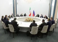 عارف: راهبرد ایران عدم دخالت نیروهای خارجی در ژئوپلوتیک منطقه است