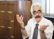 گفت و گو با فریبرز رییس دانا درباره آراء و نظراتش پس آزادی از زندان/ مرتضوی فرمانده عملکرد های لیبرالی دولت احمدی نژاد بود / اگر نفت نبود، مصدقی نبود و نفت ملی نشده بود، ایران چه فرقی با افغانستان داشت؟ / شغل،  آموزش رایگان و  بیمه‌های اجتماعی حق مردم است