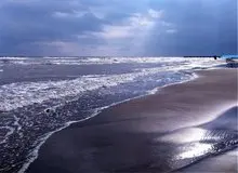 روسیه: آب دریای خزر اواخر قرن ۲۱ به سطح طبیعی بازمی‌گردد