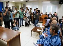 گزارش تصویری از دادگاه متهمان فساد هزاران میلیاردی بانک سرمایه 