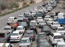 سرپرست جمعیت هلال احمر :  ۲۴۰۰ نفر از افرادی که کرونا داشتند به مسافرت نوروزی رفته اند / خروج ۹۷ هزار خودرو با ۳ میلیون سرنشین از ۱۳ استان درگیر کرونا 