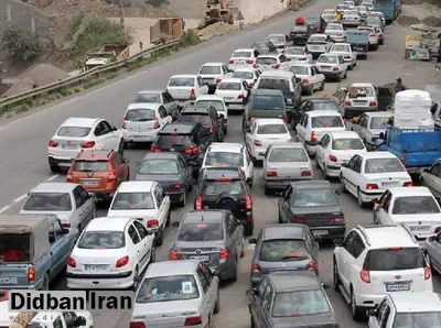 سرپرست جمعیت هلال احمر :  ۲۴۰۰ نفر از افرادی که کرونا داشتند به مسافرت نوروزی رفته اند / خروج ۹۷ هزار خودرو با ۳ میلیون سرنشین از ۱۳ استان درگیر کرونا 