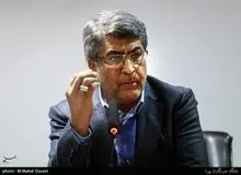 محمدعلی وکیلی: از بین جهانگیری، پزشکیان و شریعتمداری یک نفر می ماند/ ائتلاف با لاریجانی تابع نظرسنجی‌ روزهای آخر است

