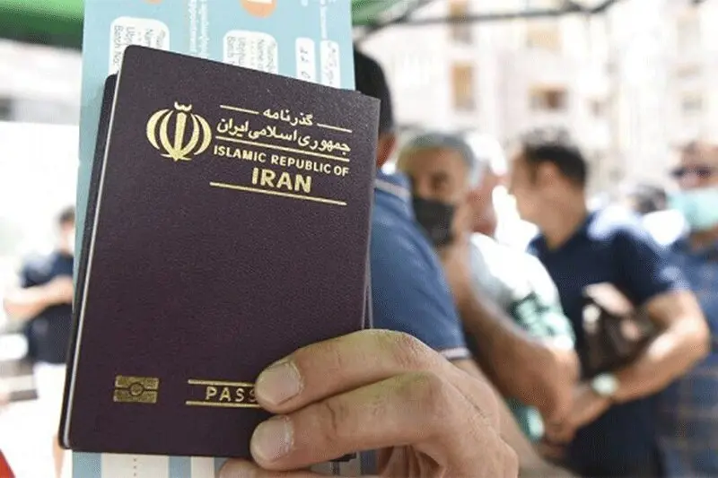 عوارض خروج از کشور چقدر افزایش می‌یابد؟/ اگر ۲ بار در سال سفر کنید، چقدر باید عوارض پرداخت کنید