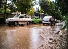 بارش شدید، رگبار و تگرگ در تهران و دیگر استان‌ها/ اخطاریه هواشناسی: سیل و آبگرفتگی معابر
