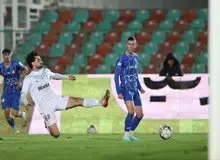 سرمربی سپاهان: آسانی را اول ما پیدا کردم؛ ۲ میلیون دلار خواست، منصرف شدیم!