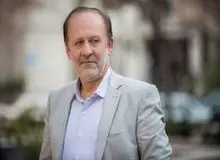 در متن برجام هیچ ممنوعیتی برای آزمایشات اتمی ایران وجود ندارد/ خروج ایران از برجام ، مطابق میل آمریکا و اسرائیل عمل کردن است/ وقتی آمریکا از برجام خارج شده چطور به بندهای آن استناد می کند؟