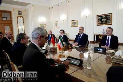 تاکید وزرای خارجه ایران و ترکیه بر عزم دو کشور برای توسعه مناسبات