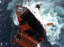 ایران با پرسنل کشتی کریستال گفت‌وگو کرد