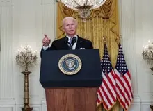 بایدن: قاطعانه پای تصمیم خود برای خروج نیروهایی آمریکایی از افغانستان می‌ایستم/ حکومت افغانستان  اراده ایستادگی در برابر طالبان را نداشت
