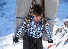 واکنش دو نماینده استان به خبر کولبری دانش آموزان در استان سیستان و بلوچستان/ مالکی: نمی‌شود اتفاقی که در یک گوشه افتاده را به کل استان تعمیم داد!/ شهریاری: چه چیز این قضیه را پیگیری‌ کنم؟/ فقر مردم استان سیستان و بلوچستان موضوع تازه ای نیست