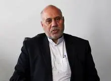 انتقاد شدید نماینده مجلس از افشاگری نفتی نماینده قم/ ساعدی فر:  هنوز به وزارت نفت منتقل نشده ام و آموزش پرورشی هستم/ چرا با آبروی افراد بازی می کنید؟
