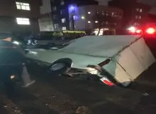 فرونشست زمین در شهرک ولیعصر سه خودرو را گرفتار کرد 