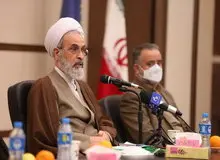 آیت الله اعرافی: ما روحانی هستیم و با خاندان پیامبر ارتباط داریم