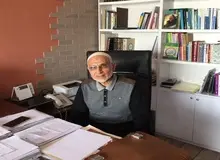 میرسلیم: دولت با کمک به دهک های پایین جامعه میتواند جلوی اعتراضات را بگیرد/ واردات خودرو «دریوزگی» از خارجی هاست/اعترافات عیسی شریفی باید علنی می شد/ قالیباف با پول شهرداری برای نهادهای حکومتی ساختمان میساخت/ نمایندگان در مجلس اول قسم خود را جدی میگرفتند