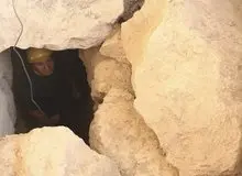 کشف دریچه حیاط شرقی کاخ آپادانای تخت جمشید +جزییات 