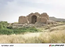 گزارشی درباره چالش های ثبت یک اثر تاریخی ١٨٠٠ساله/ کاخ اردشیر بابکان در محاصره قبرستان ها 