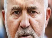 احمد توکلی: حقیقت در همان ابتدا باید به مردم اعلام می‌شد/ اشتباه انسانی  جان مردم را نشانه گرفته است
