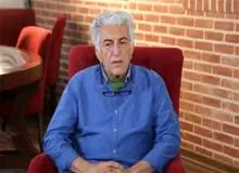 رضا کیانیان: در میانه اعتراضات ۱۴۰۱ به من می گفتند «وسط باز»/ معتقدم، سیاه و سفید وجود ندارند، در طیف خاکستری هستم