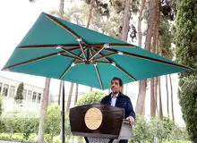 ضرغامی: خادم مسجد گردشگران خارجی را از مسجد به بیرون پرت کرده و گفته شما نجس هستید