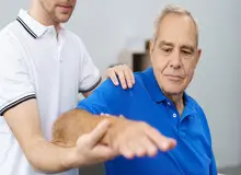 علائم بیماری ام‌اس/ تشخیص زودرس بیماری با این آزمایش