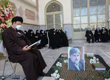 سیدحسن خمینی بر سر مزار دایی‌اش+تصاویر