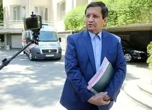 واکنش همتی به خبر طرح فرانسه برای ارائه خط اعتباری ۱۵ میلیارد دلاری به ایران: قرار نیست در اینستکس بگذارد؛ هنوز در حال مذاکره است