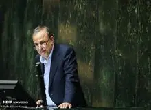 «علیرضا رزم حسینی» از مجلس کارت زرد گرفت
