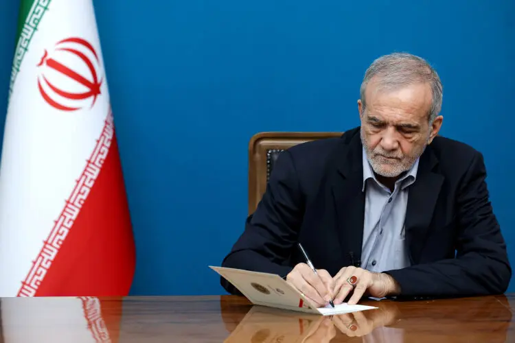 موضع گیری پزشکیان درباره مذاکرات با آمریکا/ اقدامات ایالات متحده را از نزدیک زیر نظر داریم/ تمهیدات لازم را برای هر سناریوی احتمالی اندیشیده‌ایم