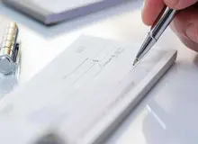 مطالبی از قانون چک که حتما باید بدانید/  دارندگان دسته چک حتماً بخوانند