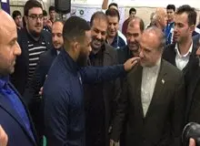 جردن باروز: با تصمیمات دولت آمریکا موافق نیستم