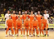 مس برد و صدرنشین ماند