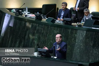 مهرداد لاهوتی: عدهای در خارج از کشور یارانه دریافت میکنند