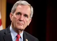 نماینده قدرتمند کنگره آمریکا خواستار کناره گیری بایدن شد